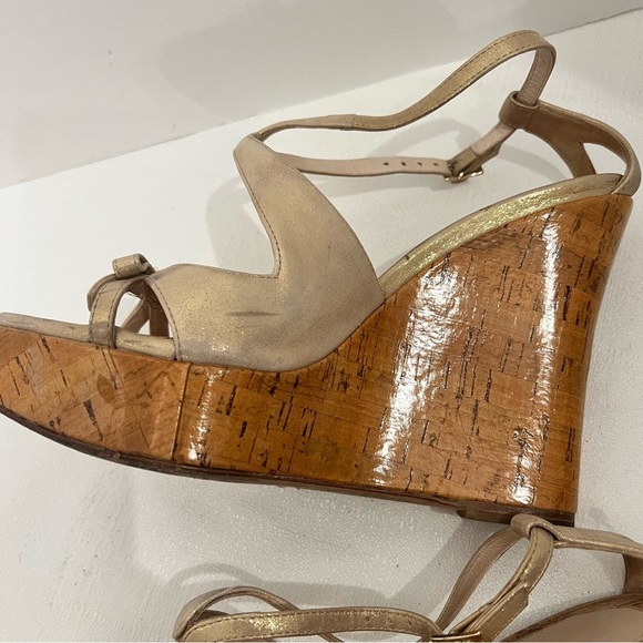 41. Christian DIOR Gold Peep Toe Wedges 7 - Picture 7 of 14